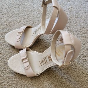 Womens Sam and Libby nude heels